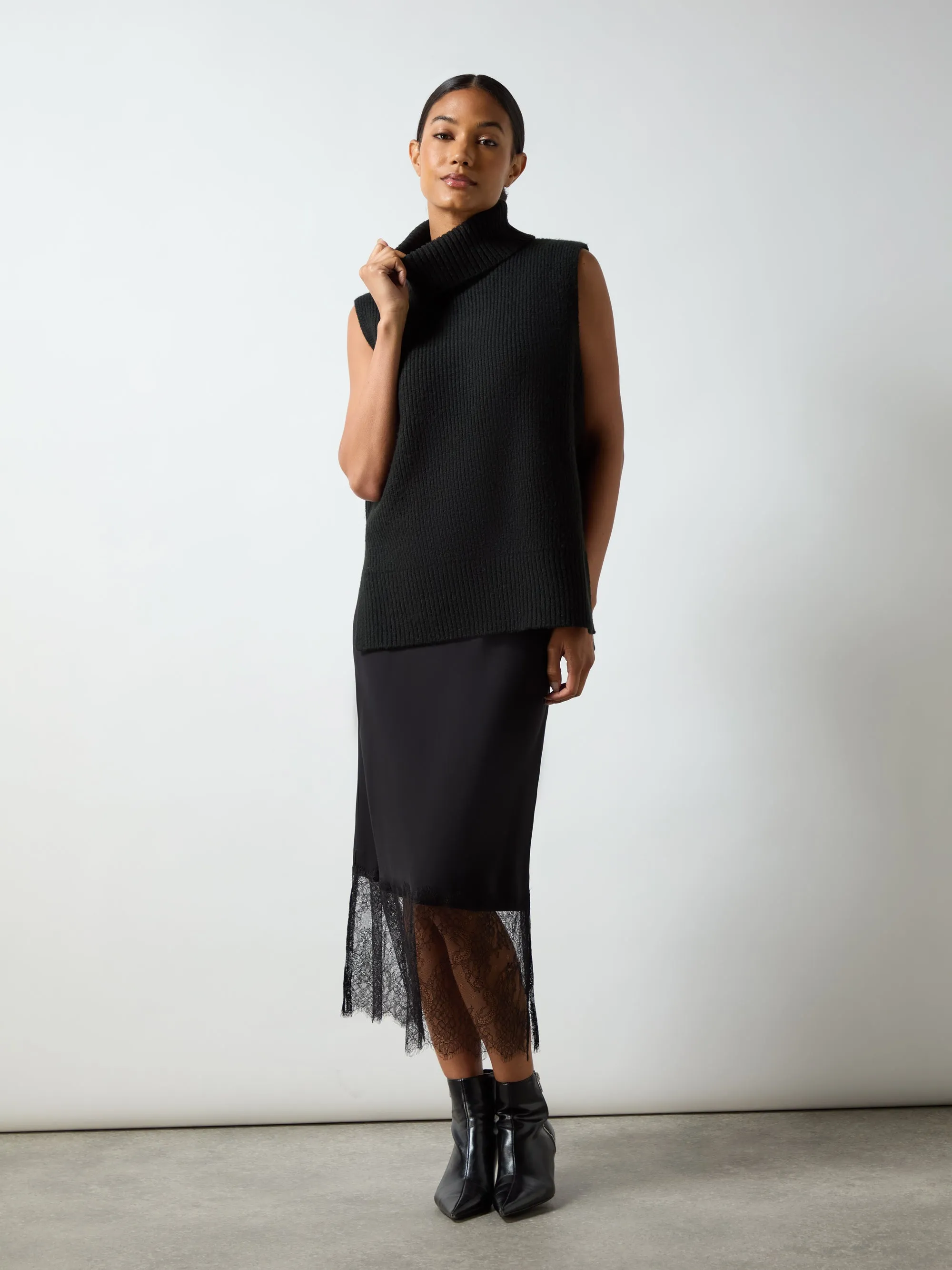 Black Crepe Lace Trim Skirt