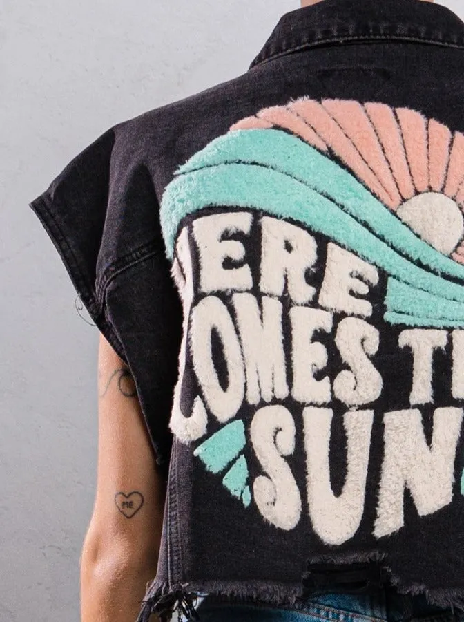 HERE COMES THE SUN Crop Denim Vest