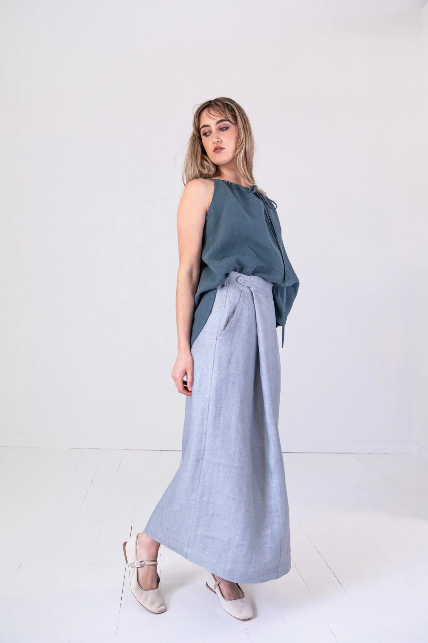 Koi Skirt | London Fog