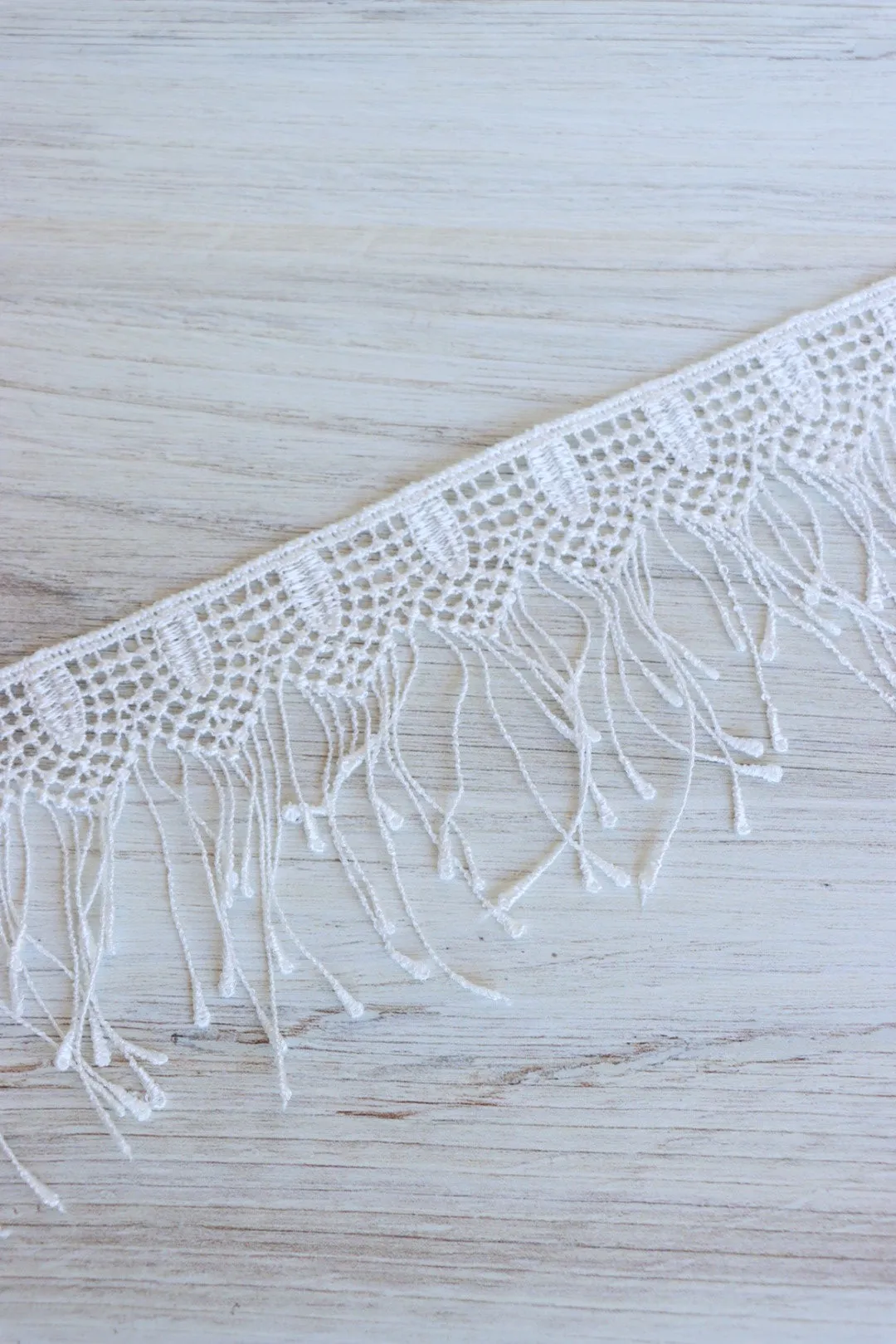 White 3.5" Wide Fringe Trim